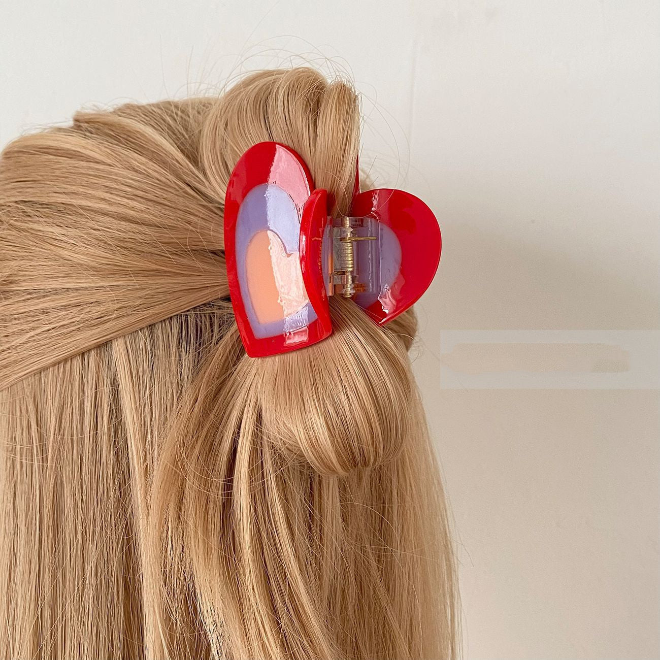 Retro Love Heart Claw Clip
